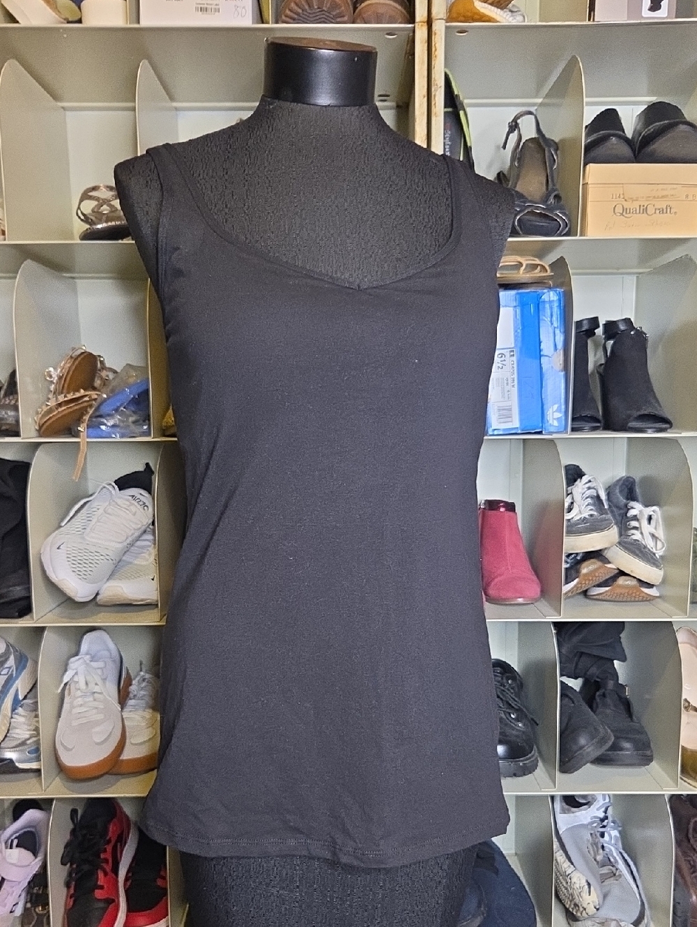 Everyday Black Scoop Neck Tank Top